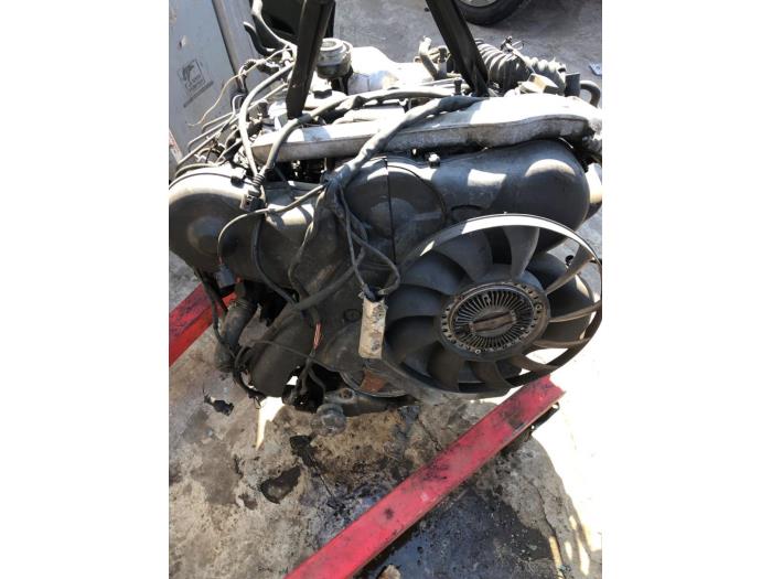 Używane Silnik Audi A6 Avant (C5) 2.5 TDI V6 24V Cena € 500,00 Procedura marży oferowane przez Umit Sloperij