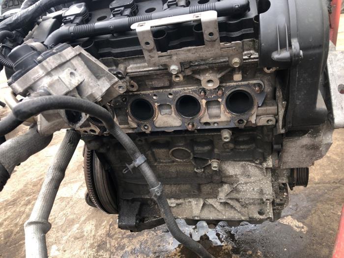 Engine Volkswagen Golf V 2.0 FSI 16V - AXW - Umit Sloperij