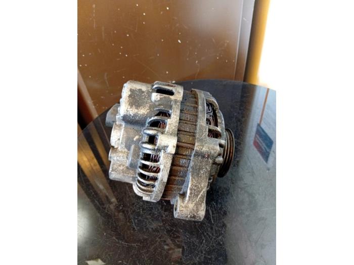 Begagnade Dynamo Chrysler PT Cruiser 2.0 16V Pris € 25,00 Marginaltabell erbjuds av Umit Sloperij