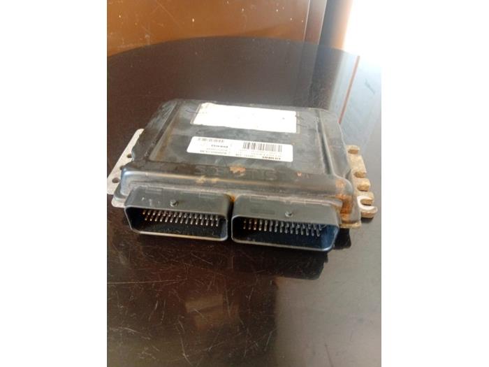 Used Engine management computer Renault Scénic I (JA) 2.0 16V IDE Price € 50,00 Margin scheme offered by Umit Sloperij