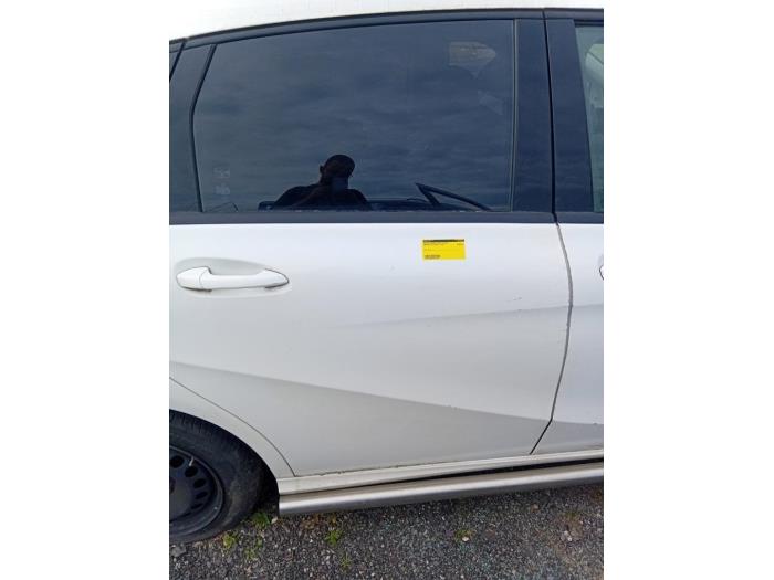 Portière 4portes arrière droite d'un Mercedes-Benz B (W246) 2.2 B-220 CDI BlueEFFICIENCY,d 16V 2018