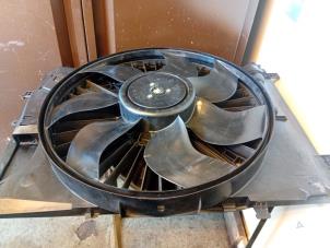 Gebrauchte Kühlerventilator Mercedes C (C204) 1.8 C-180 CGI 16V BlueEfficiency Preis € 100,00 Margenregelung angeboten von Umit Sloperij