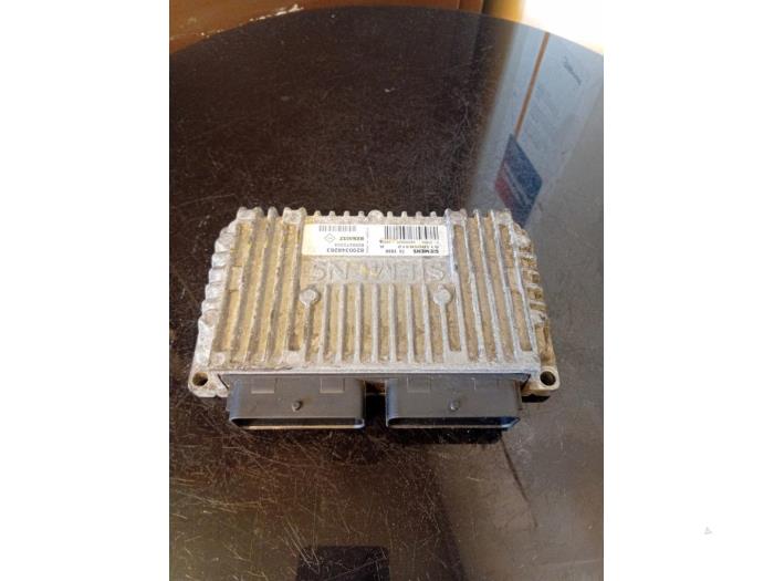 Used Automatic gearbox computer Renault Scénic II (JM) 2.0 16V Price € 125,00 Margin scheme offered by Umit Sloperij