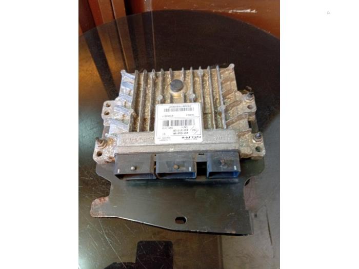 Used Engine management computer Renault Megane III Grandtour (KZ) 1.5 dCi 90 Price € 140,00 Margin scheme offered by Umit Sloperij
