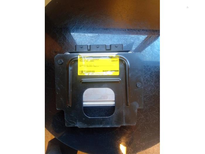 Used Engine management computer Peugeot 207/207+ (WA/WC/WM) 1.6 HDi 16V Price € 100,00 Margin scheme offered by Umit Sloperij