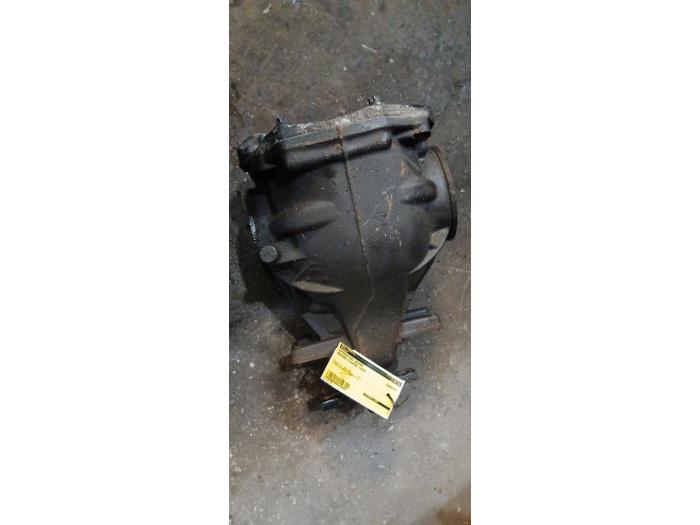Gebrauchte Differential hinten Mercedes E (W211) 5.0 E-500 V8 24V Preis € 150,00 Margenregelung angeboten von Umit Sloperij