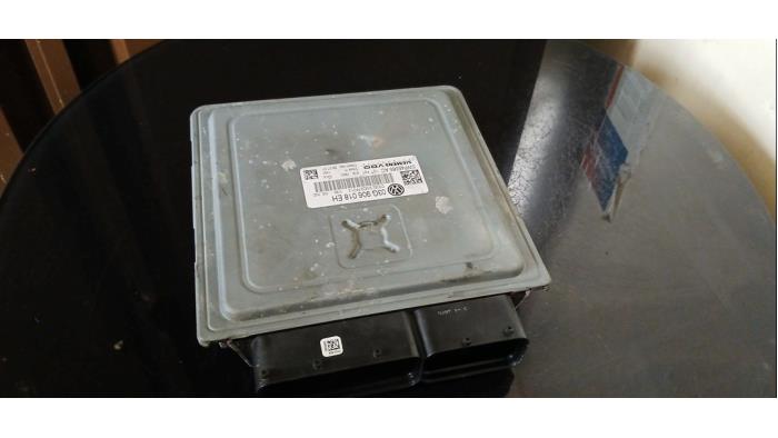 Used Engine management computer Volkswagen Touran (1T1/T2) 2.0 TDI 16V 170 Price € 100,00 Margin scheme offered by Umit Sloperij