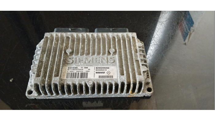 Used Engine management computer Renault Clio II (BB/CB) 1.6 16V Price € 2.003,00 Margin scheme offered by Umit Sloperij
