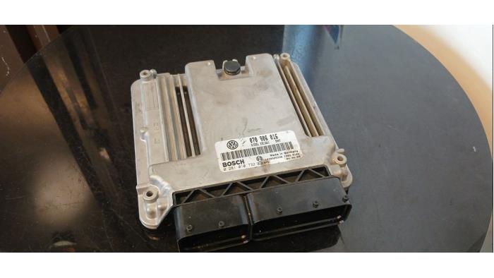 Used Engine management computer Volkswagen Multivan T7 Price € 100,00 Margin scheme offered by Umit Sloperij