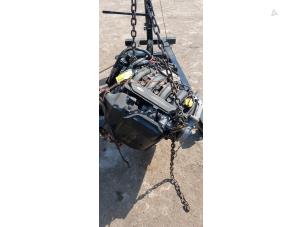 Motor van een Renault Scénic I (JA) 1.6 16V Bifuel 2003