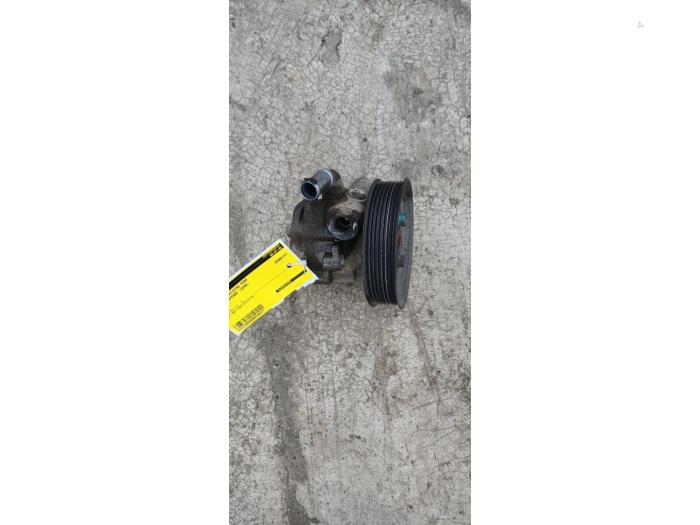 Usagé Pompe de direction Porsche Cayenne (9PA) 3.2 V6 24V Prix € 100,00 Règlement à la marge proposé par Umit Sloperij
