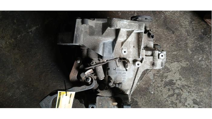 Getriebe Seat Ibiza III (6L1), 2002 / 2009 1.2 12V, Fließheck, Benzin, 1.198cc, 47kW (64pk), FWD, AZQ; BME, 2002-02 / 2006-06, 6L1 (Gebraucht)