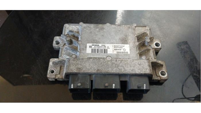 Used Engine management computer Renault Twingo II (CN) 1.2 Price € 100,00 Margin scheme offered by Umit Sloperij