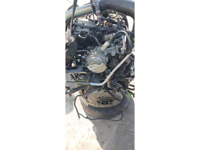 Used Engine Renault Master III (FV) 2.3 dCi 170 16V FWD Price € 2.750,00 Margin scheme offered by Umit Sloperij