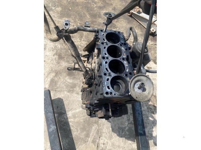 Used Engine crankcase Volkswagen Caddy III (2KA,2KH,2CA,2CH) 2.0 TDI 16V Price € 700,00 Margin scheme offered by Umit Sloperij