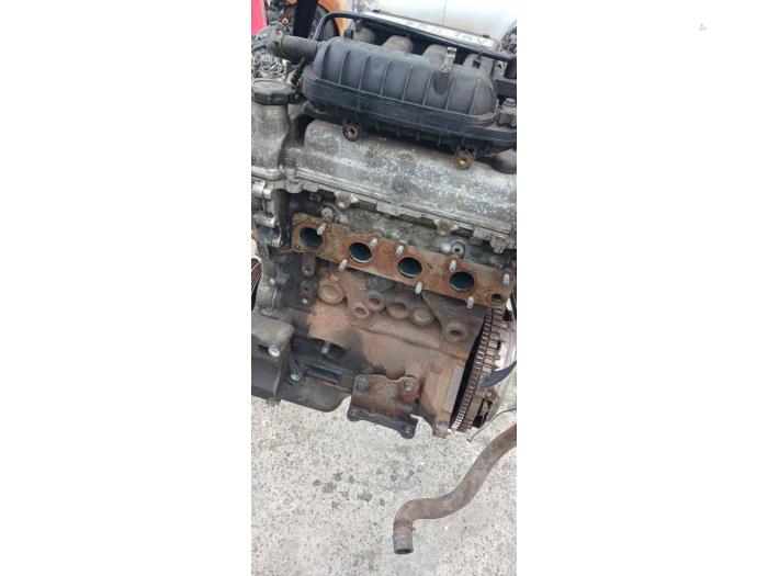 Motor van een Chevrolet Spark (M300) 1.0 16V Bifuel 2012