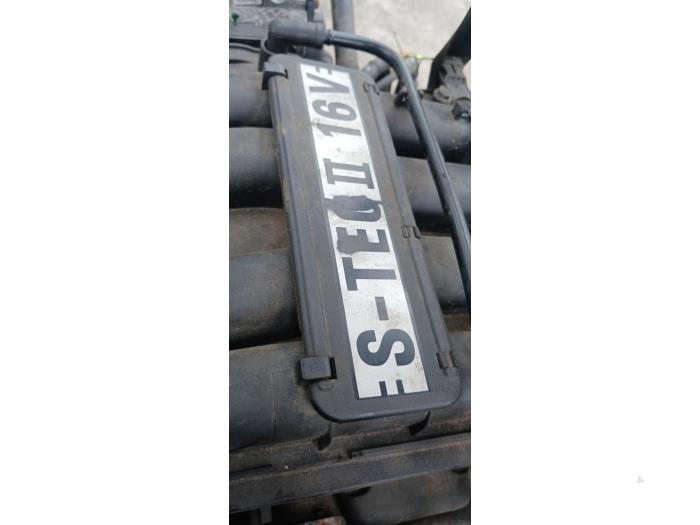Motor van een Chevrolet Spark (M300) 1.0 16V Bifuel 2012