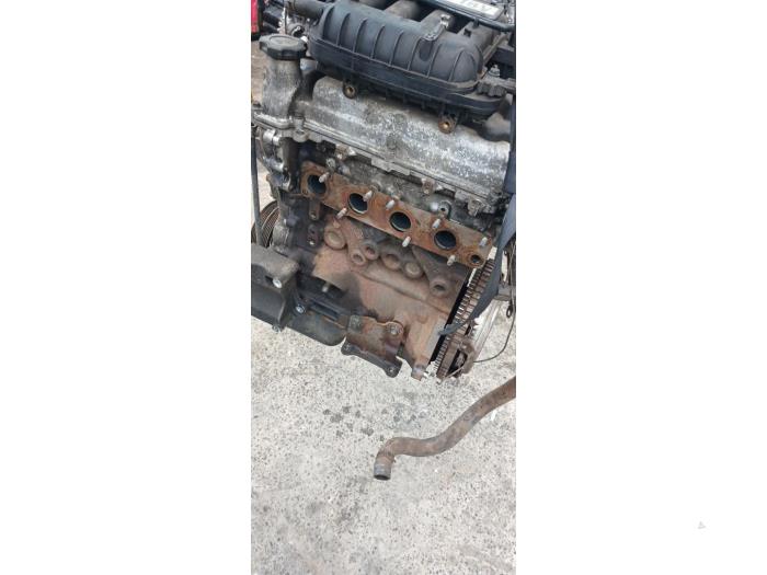 Używane Silnik Chevrolet Spark (M300) 1.0 16V Bifuel Cena € 350,00 Procedura marży oferowane przez Umit Sloperij
