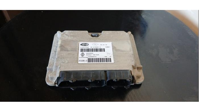 Used Engine management computer Renault Master III (FV) 2.3 dCi 170 16V FWD Price € 200,00 Margin scheme offered by Umit Sloperij