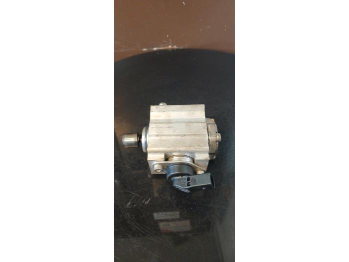 Used High pressure pump Volkswagen Golf V (1K1) 1.6 FSI 16V Price € 175,00 Margin scheme offered by Umit Sloperij
