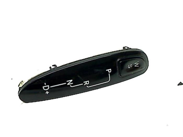 Used Interior display Mercedes C (W203) 1.8 C-180K 16V Price € 30,00 Margin scheme offered by Autohandel & Demontage Weteringbrug