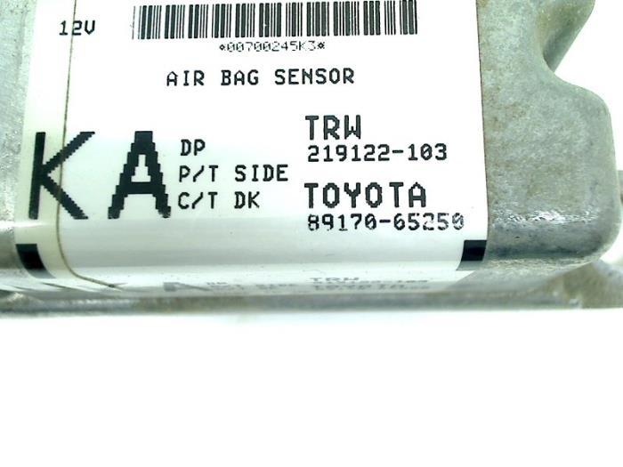 Airbag Module from a Toyota Avensis Wagon (T27) 2.0 16V D-4D-F 2011