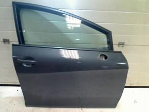 Gebrauchte Tür 4-türig rechts vorne Seat Leon (1P1) 1.4 TSI 16V Preis € 120,00 Margenregelung angeboten von Autohandel & Demontage Weteringbrug