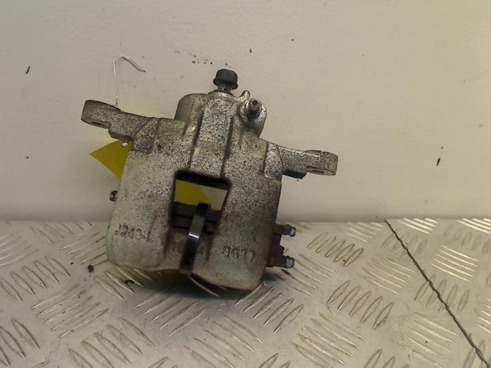 Gebrauchte Bremszange links hinten Chevrolet Matiz 0.8 S,SE Preis € 30,00 Margenregelung angeboten von Autohandel & Demontage Weteringbrug