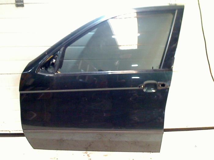 Drzwi lewe przednie wersja 4-drzwiowa z BMW X5 (E53) 3.0 24V 2002