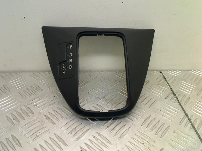 Begagnade Innerdisplay BMW X5 (E53) 3.0 24V Pris € 20,00 Marginaltabell erbjuds av Autohandel & Demontage Weteringbrug