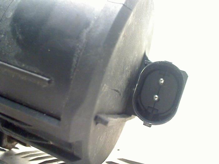 Pompa gazów spalinowych z BMW X5 (E53) 3.0 24V 2002