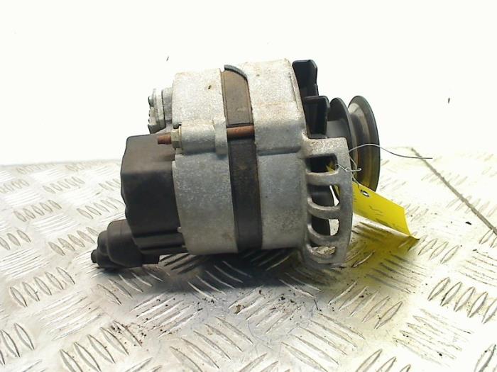 Dynamo from a Renault Twingo (C06) 1.2 Easy Phase I 1994