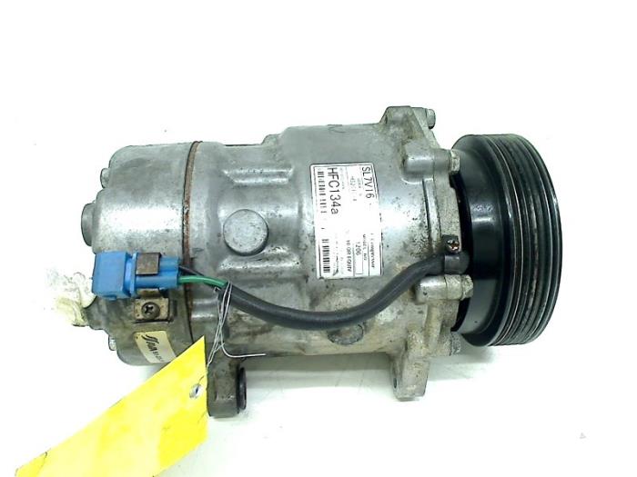 Usagé Pompe clim Volkswagen Golf IV Variant (1J5) 1.9 TDI 115 Prix € 50,00 Règlement à la marge proposé par Autohandel & Demontage Weteringbrug