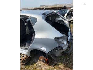 Używane Chlapacz lewy tyl Seat Ibiza IV (6J5) 1.2 12V Cena na żądanie oferowane przez Autohandel & Demontage Weteringbrug