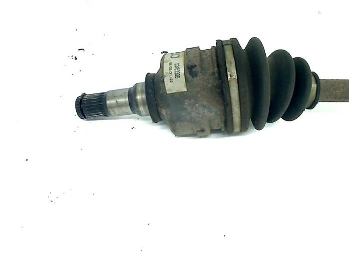 Front drive shaft, left from a Toyota Paseo (EL54) 1.5i,GT MPi 16V 1997
