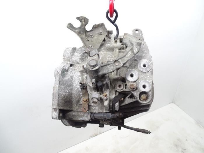 Gearbox from a Opel Corsa D 1.3 CDTi 16V Ecotec 2008