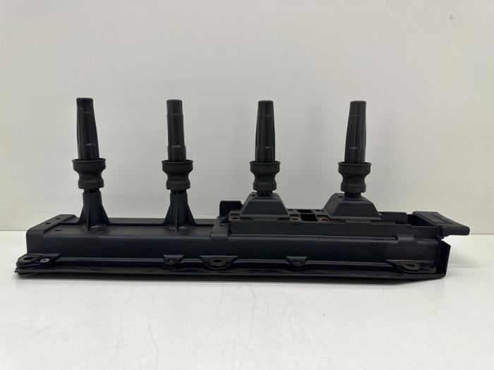 Usagé Bobine Peugeot 306 (7A/C/S) 2.0 16V Prix € 20,00 Règlement à la marge proposé par Autohandel & Demontage Weteringbrug