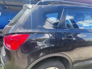Used Rear side panel, right Nissan Qashqai (J10) 1.5 dCi Price on request offered by Autohandel & Demontage Weteringbrug