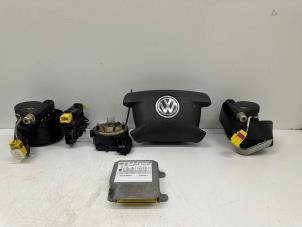 Usagé Kit + module airbag Volkswagen Caddy III (2KA,2KH,2CA,2CH) 1.9 TDI Prix € 200,00 Règlement à la marge proposé par Autohandel & Demontage Weteringbrug