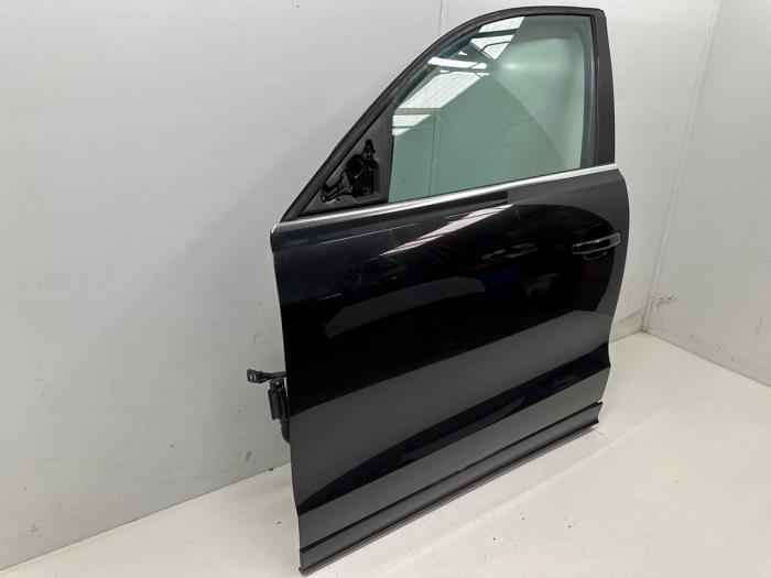 Door 4-door, front left Audi SQ5 3.0 TDI V6 24V LZ9Z - 8R0831051E