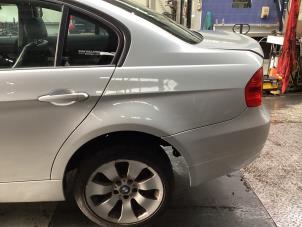 Used Rear side panel, left BMW 3 serie (E90) 320i 16V Price on request offered by Autohandel & Demontage Weteringbrug