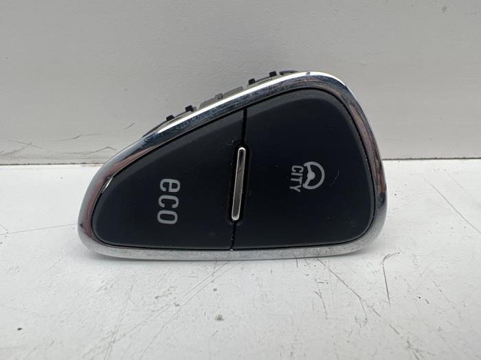 Używane Przelacznik Start/Stop Opel Corsa E 1.0 SIDI Turbo 12V Cena € 10,00 Procedura marży oferowane przez Autohandel & Demontage Weteringbrug