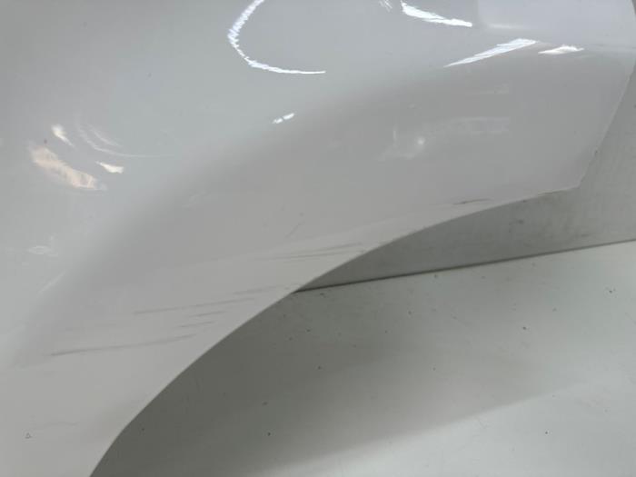 Portière 4portes arrière gauche d'un Peugeot 107 1.0 12V 2013