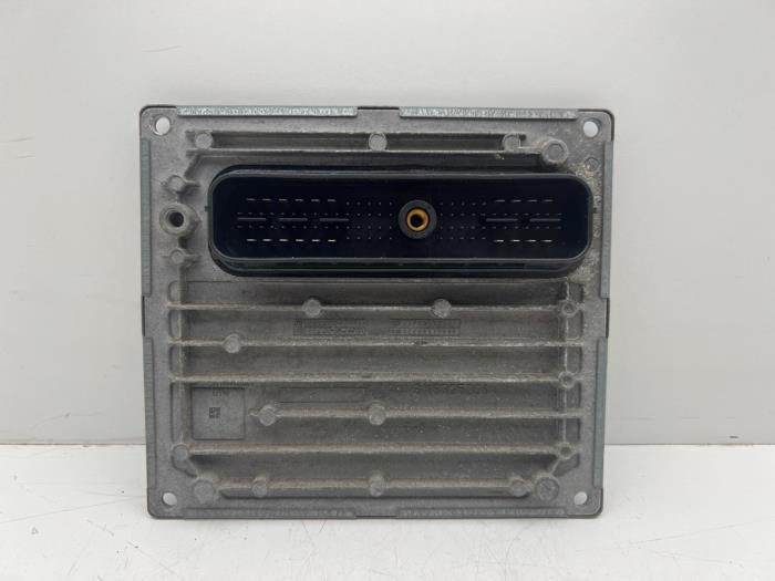 Used Engine management computer Ford Focus 2 Wagon 1.6 Ti-VCT 16V Price € 200,00 Margin scheme offered by Autohandel & Demontage Weteringbrug