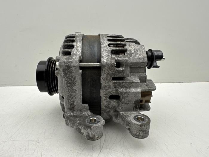 Begagnade Dynamo Ford Usa Escape Pris € 100,00 Marginaltabell erbjuds av Autohandel & Demontage Weteringbrug