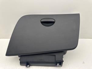Gebrauchte Handschuhfach Seat Leon (1P1) 1.4 TSI 16V Preis € 20,00 Margenregelung angeboten von Autohandel & Demontage Weteringbrug