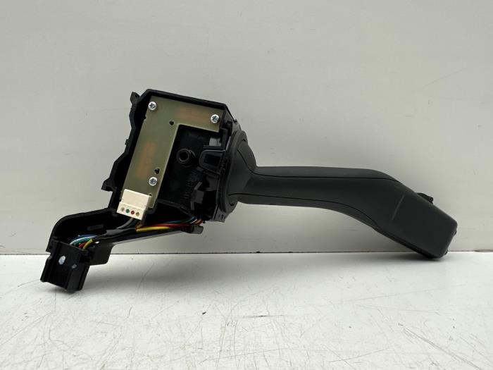 Indicator switch from a Seat Leon (1P1) 1.4 TSI 16V 2009