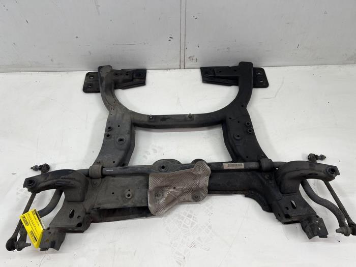 Usados Subchasis Mercedes B (W246/W242) 1.6 B-200 BlueEFFICIENCY Turbo 16V Precio € 100,00 Norma de margen ofrecido por Autohandel & Demontage Weteringbrug