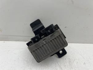 Begagnade Glödstiftsrelä Citroen Jumper (U9) 2.2 HDi 130 Pris € 20,00 Marginaltabell erbjuds av Autohandel & Demontage Weteringbrug