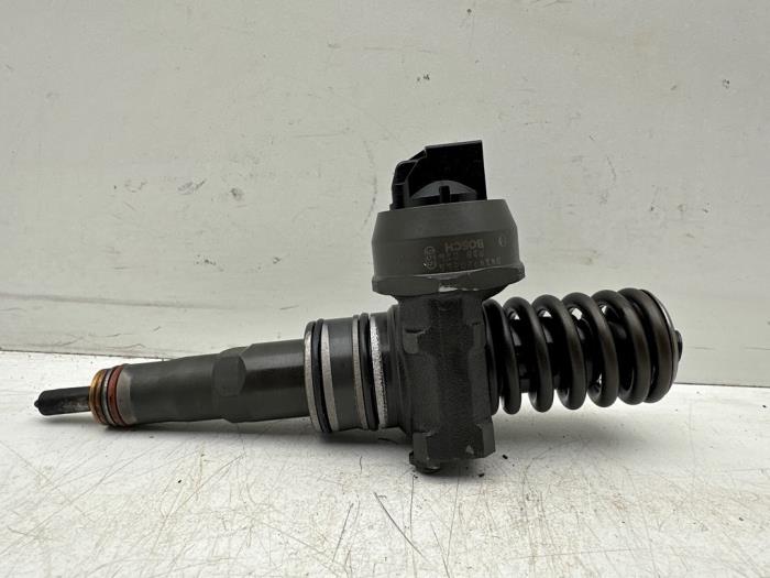 Usagé Injecteurs Volkswagen Touran (1T1/T2) 1.9 TDI 90 Prix € 50,00 Règlement à la marge proposé par Autohandel & Demontage Weteringbrug